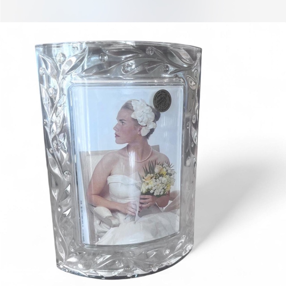 Cristal D’Arques genuine lead crystal curved double sided frame